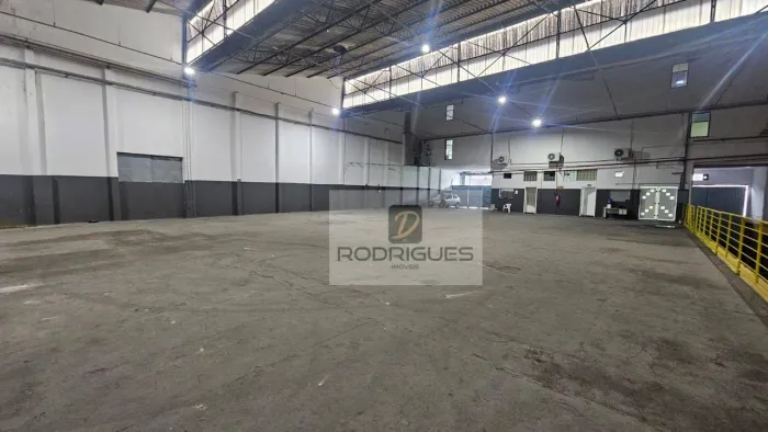 Galpão à venda, 2000 m² por R$ 6.000.000,00 - Vila Conceição - Diadema/SP