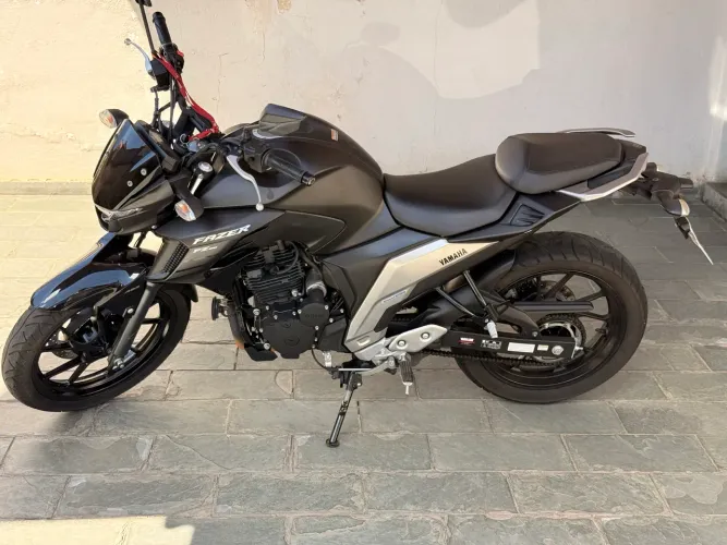 YAMAHA FAZER - 250