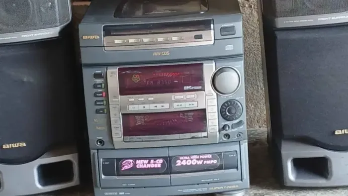 Vendo aparelho e som aiwa, modelo nsx f9 , 2400 watts,