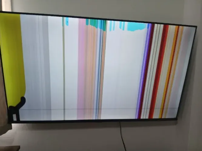 TV SMART TOSHIBA PARA RETIRADA DE PEÇAS