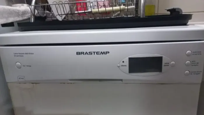 Máquina Lava Louças 12 serviços Brastemp