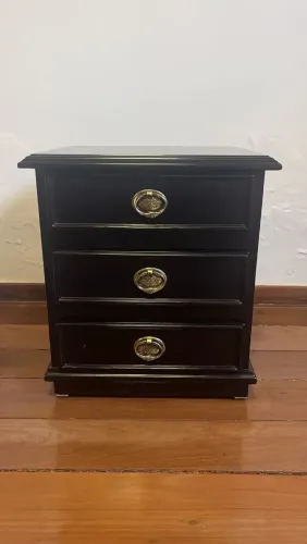 Mesa de Cabeceira Antiga Restaurada - Laqueada em Preto
