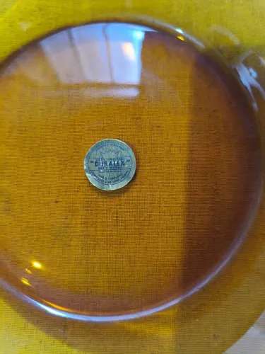 Conjunto duralex na etiqueta