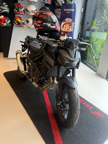 CB750 Hornet