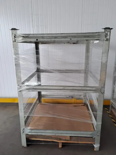 Rack metálico: 1,50 x 1,20 x 1,00 - Só R$260 cada