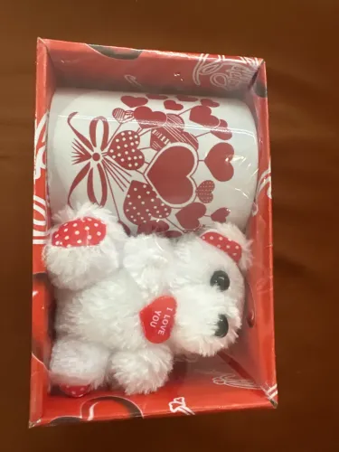 Caneca de porcelana com ursinho pelúcia