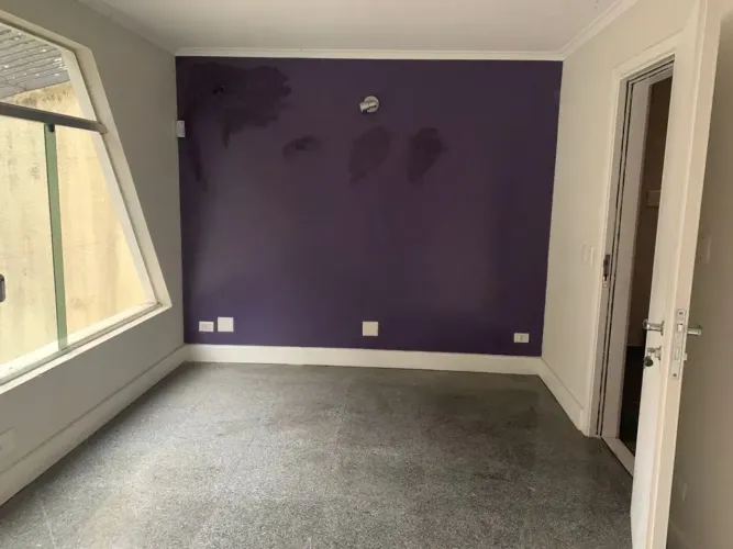 Casa para aluguel possui 141 metros quadrados com 1 quarto em Vila Uberabinha - São Paulo