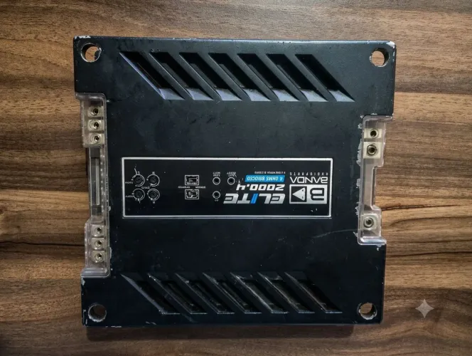 Amplificador banda 2000.4