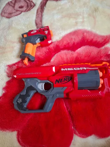 NERFS N-STRIKE ELITE MEGA!