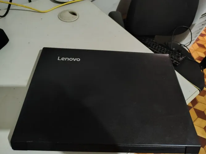 Ultrabook Lenovo ideapad v310 com i3