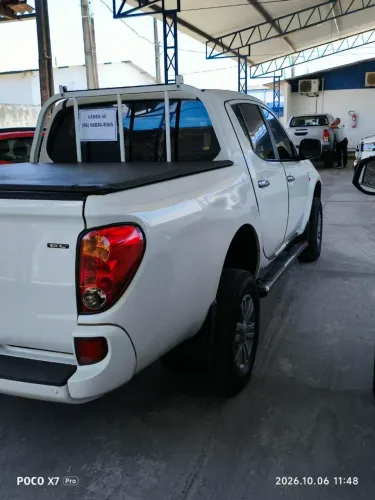 Mitsubishi L200 Triton GL 3.2 CD TB Int. Dies. Mec. 2015