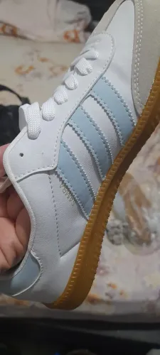 Vendo Tênis Adidas Samba. Unissex Top de linha. Novo nunca usado. Tam 39