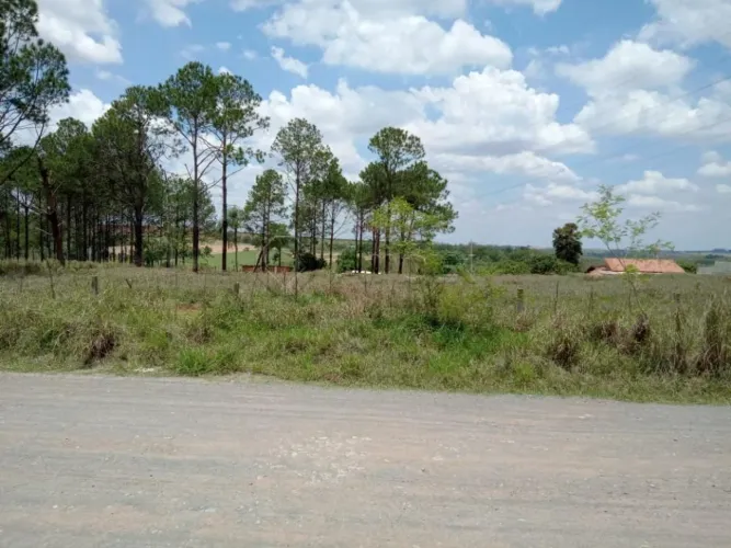 Terreno à venda por R$140.000,00 no Bairro do Porto em Limeira/SP