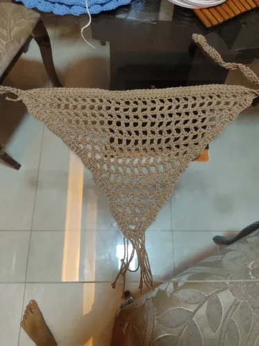 Bandana de crochê marrom(3mm)