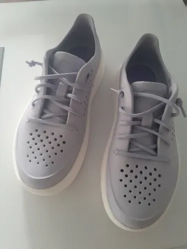 tênis crocs