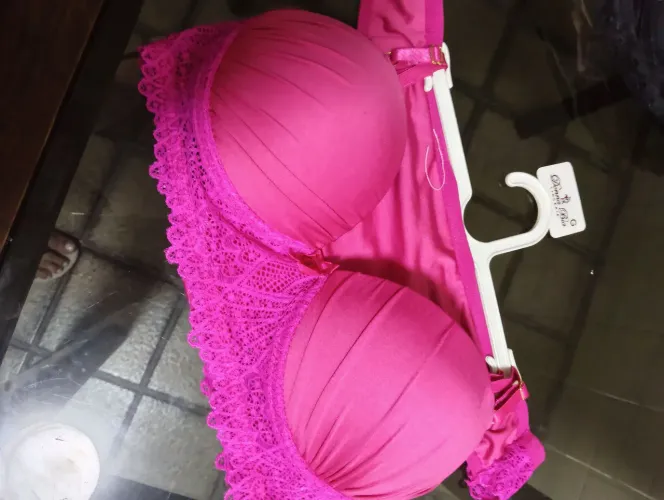 Conjuntos de lingerie 29,90 cada.