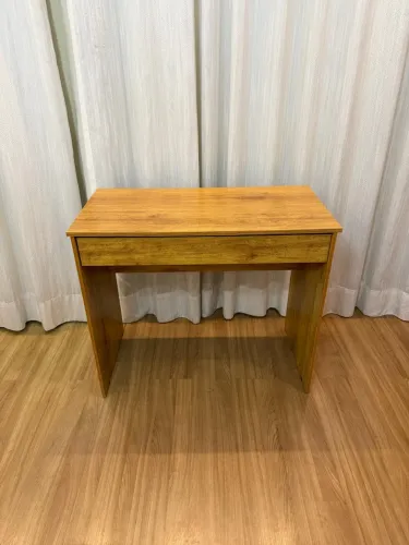 Mesa escrivaninha