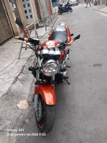 Vendo moto hornet 2006 2007 valor 32.000.00mil