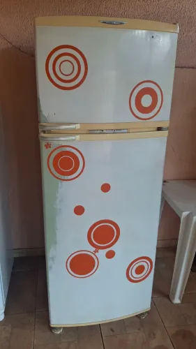 Geladeira Brastemp funcionando tudo perfeitamente 