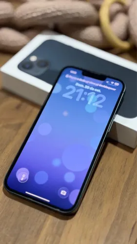 iPhone 13