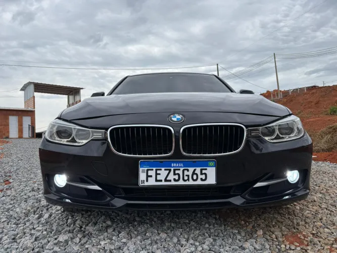 BMW 320I A 2.0 Turbo/activeflex 16V 184cv 4P 2014