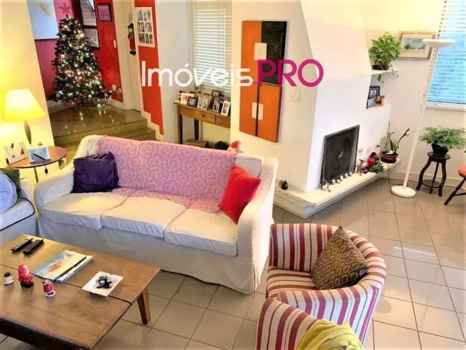 Ótimo Apartamento 220m² 2 Suítes para Venda em Moema