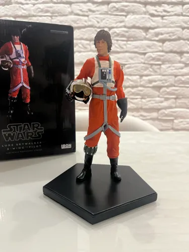 Luke Pilot X-Wing - Iron Studios - Star Wars