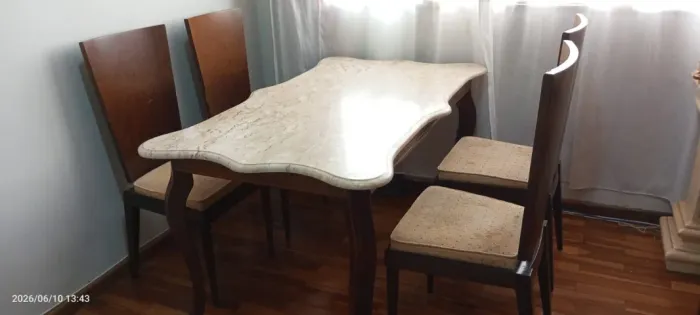 Mesa de Jantar antiga