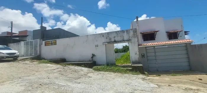 Imóvel para venda possui 330 metros quadrados em Serraria - Maceió - AL