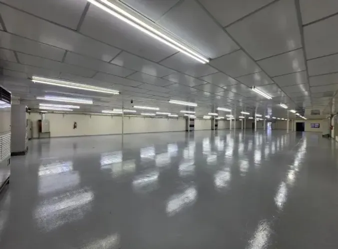Galpão/Armazém 1.700m² c/ Habite-se Nivel 5 e AVCB em Condominio no Distrito I