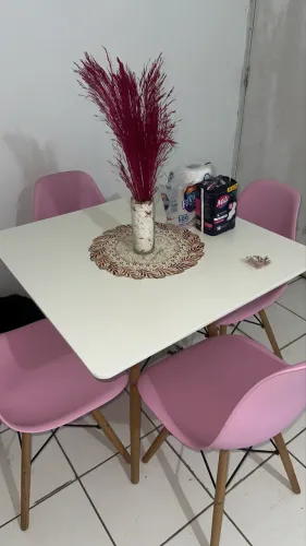 Jogo de mesa disponível