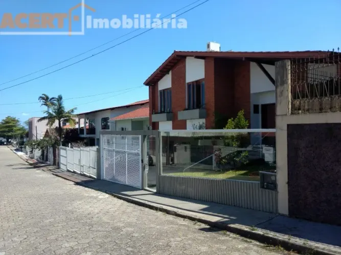 CASA RESIDENCIAL em FLORIANÓPOLIS - SC, ITAGUAÇU