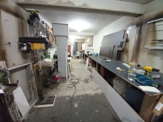 Casa e marcenaria completa 
