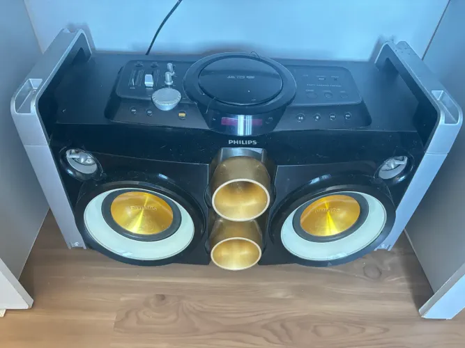 ? VENDO MINI SYSTEM PHILIPS - SOM POTENTE!