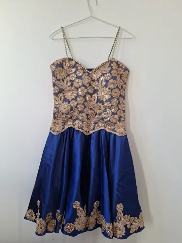 Vestido festa debutante 15 anos curto azul royal e dourado