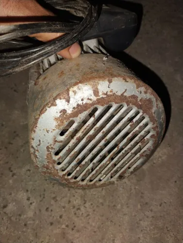 Motor monofásico com mandril adaptado