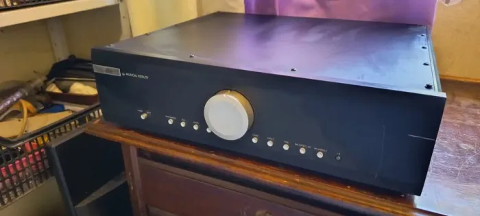 Pré Amplificador High-End Musical Fidelity M6 PRE