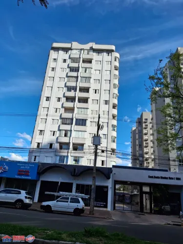 Apartamento a venda no condomínio Edificio Bento Munhoz da Rocha Netto no bairro Zona 07 -