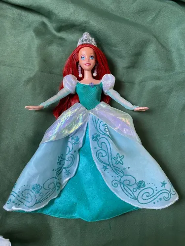 Boneca Ariel Holiday