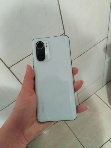 POCO F3 (256GB 12 DE RAM NFC 5G)