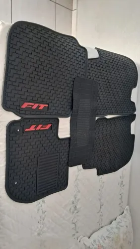 Vendo Tapete de Borracha Original Honda FIT 