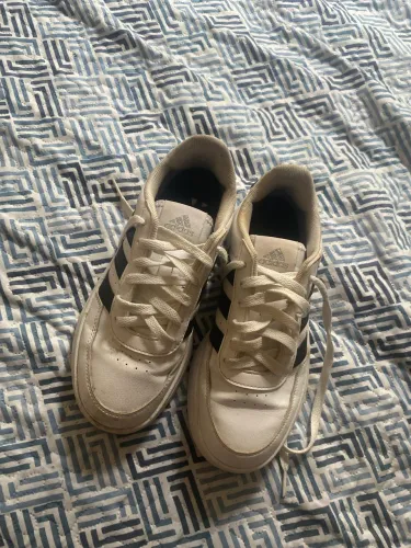Vende-se tênis da adidas original
