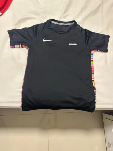 camisa preta nike mercurial G infantil