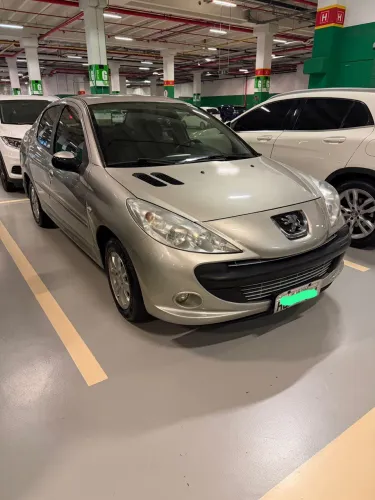 Peugeot 207 Sed. Passion XR Sport 1.4 Flex 8V 4P 2011