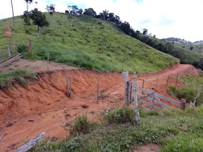 Terreno vargem do margoso 
