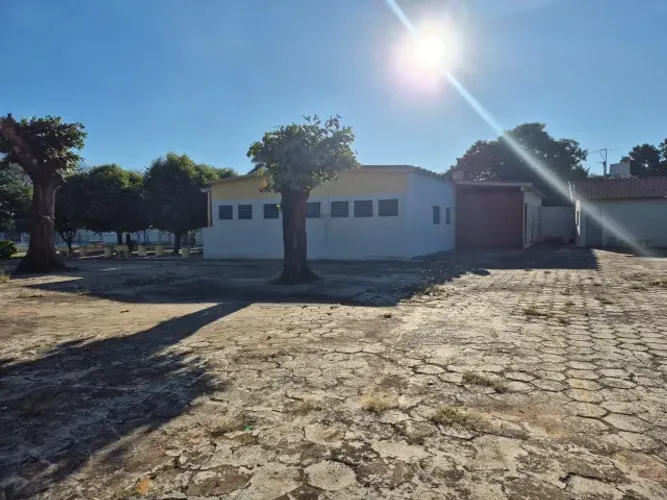 CLUBE À VENDA - EXCELENTE OPORTUNIDADE DE INVESTIMENTO E LAZER, ÁREA TOTAL DE 10.800 M2.