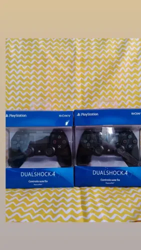 Controle de ps4 novo