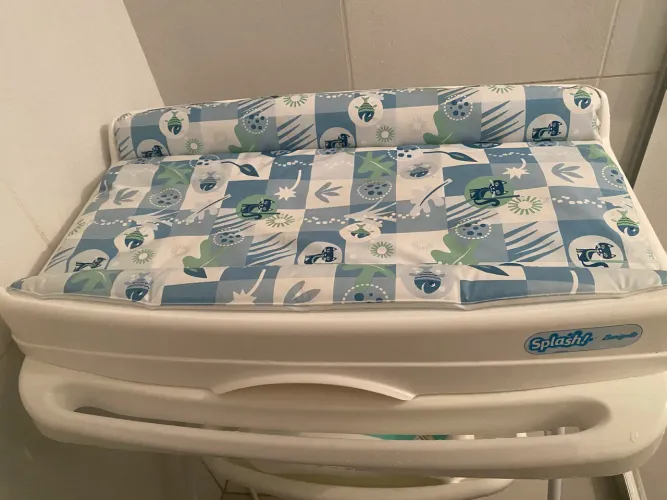 Banheira de bebê 