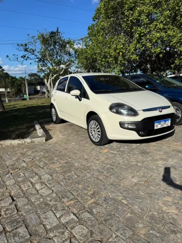 Fiat Punto Attractive 1.4 Fire Flex 8V 5P 2014