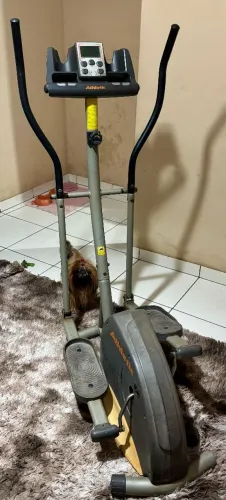 Elíptico Athletic Advanced 330E